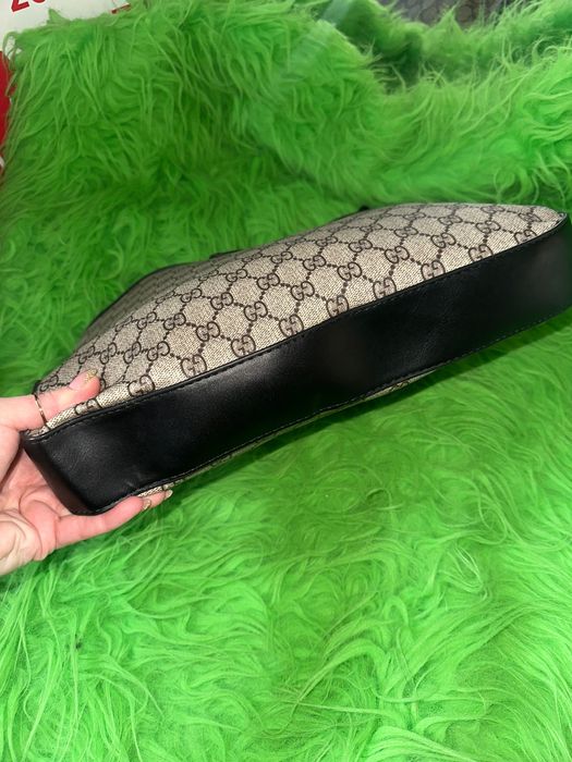 Сумка на плече / через плече