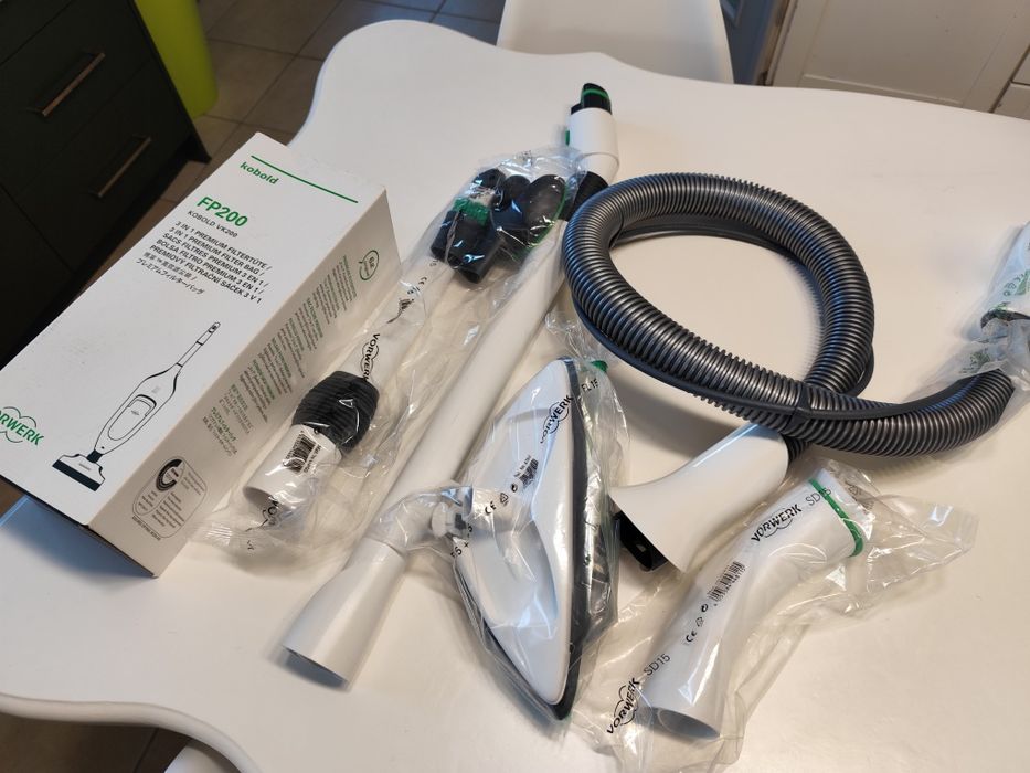Aspirador vertical com todos os extras