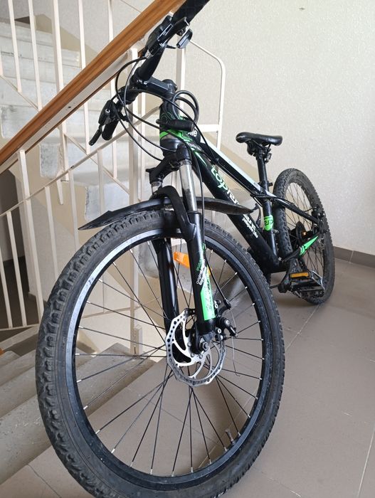 Продам велосипед по торгу договоримось