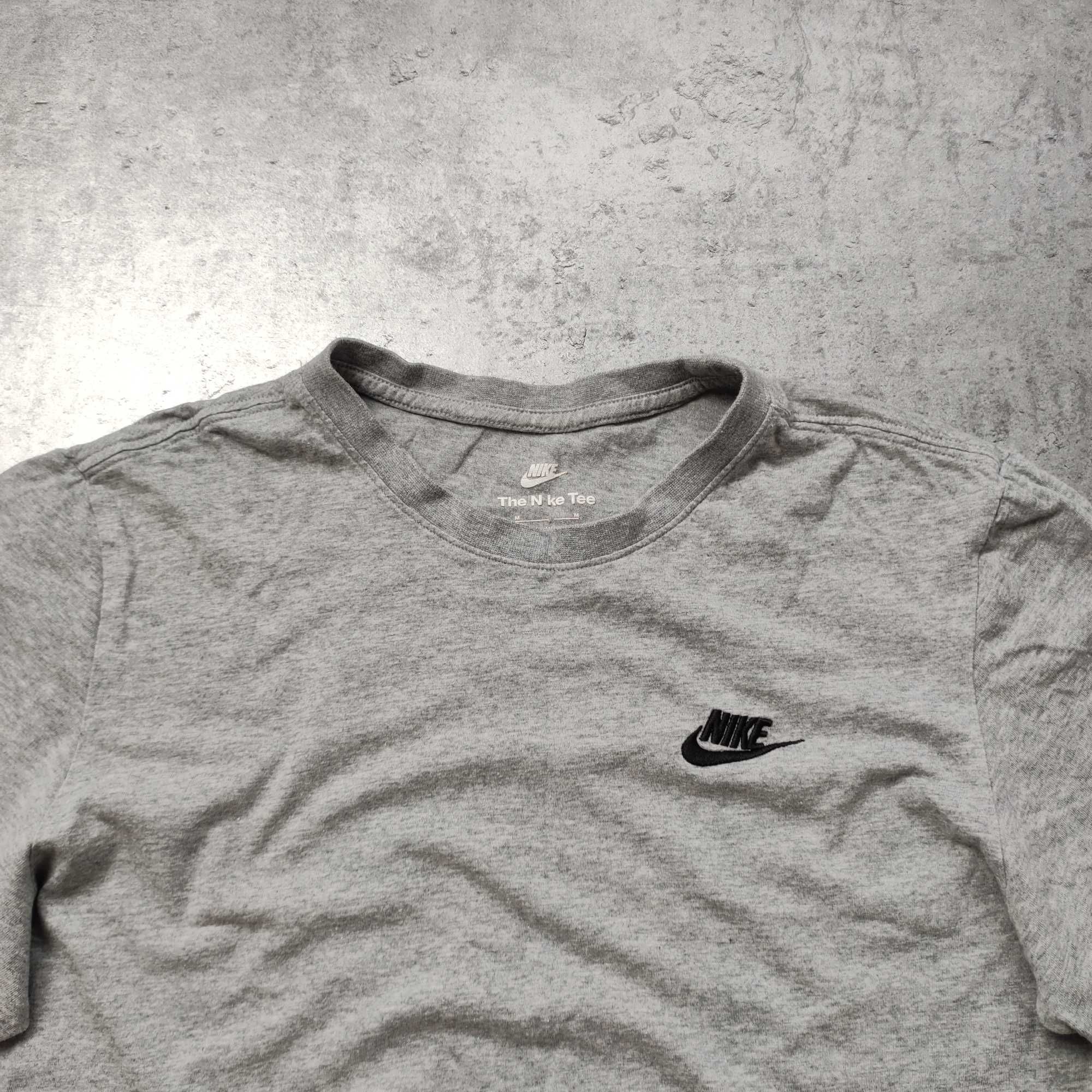MĘSKA Koszulka Nike Haft Logo Casual Sport Klasyczna szara Bawełna