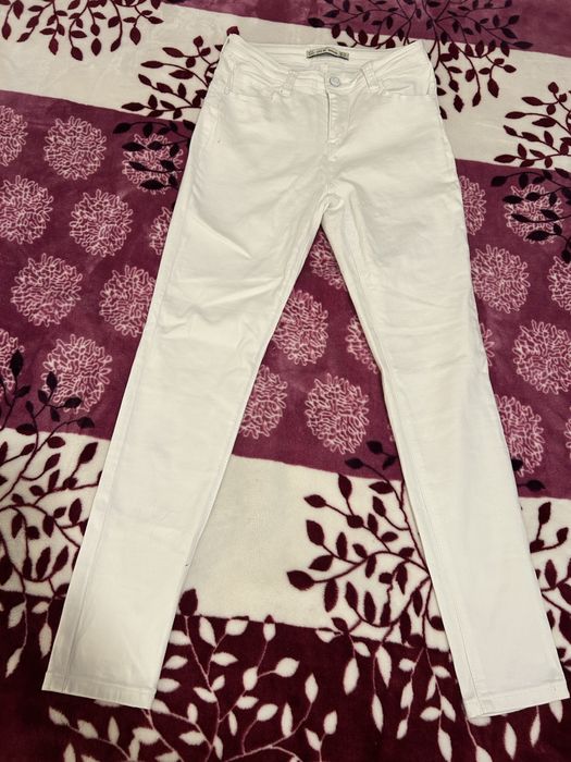 Calças de ganga brancas