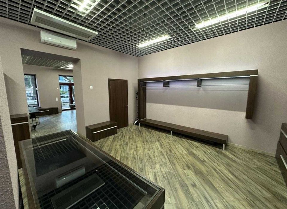 Продаётся коммерческое помещение в центре города! 1N29