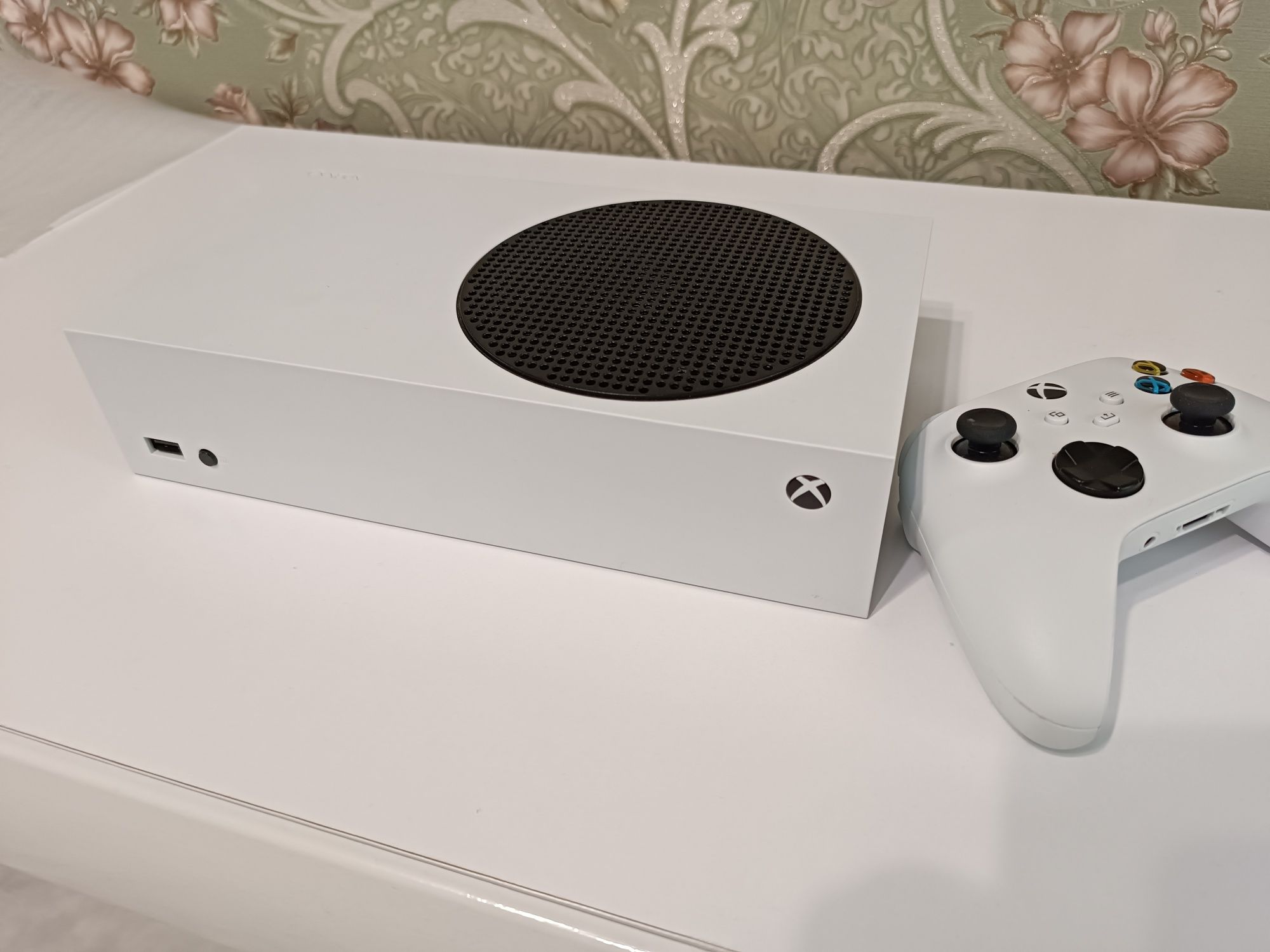 Игровая консоль Xbox series S