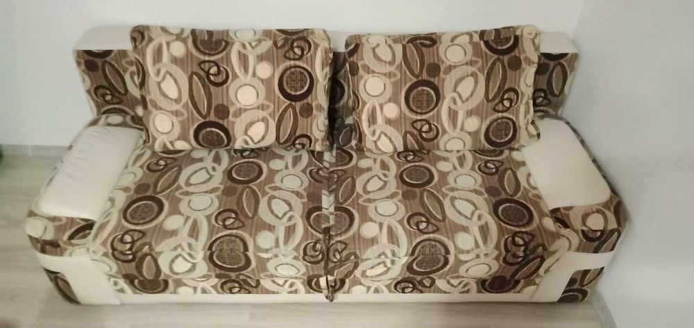 Sprzedam łóżko z funkcją spania.