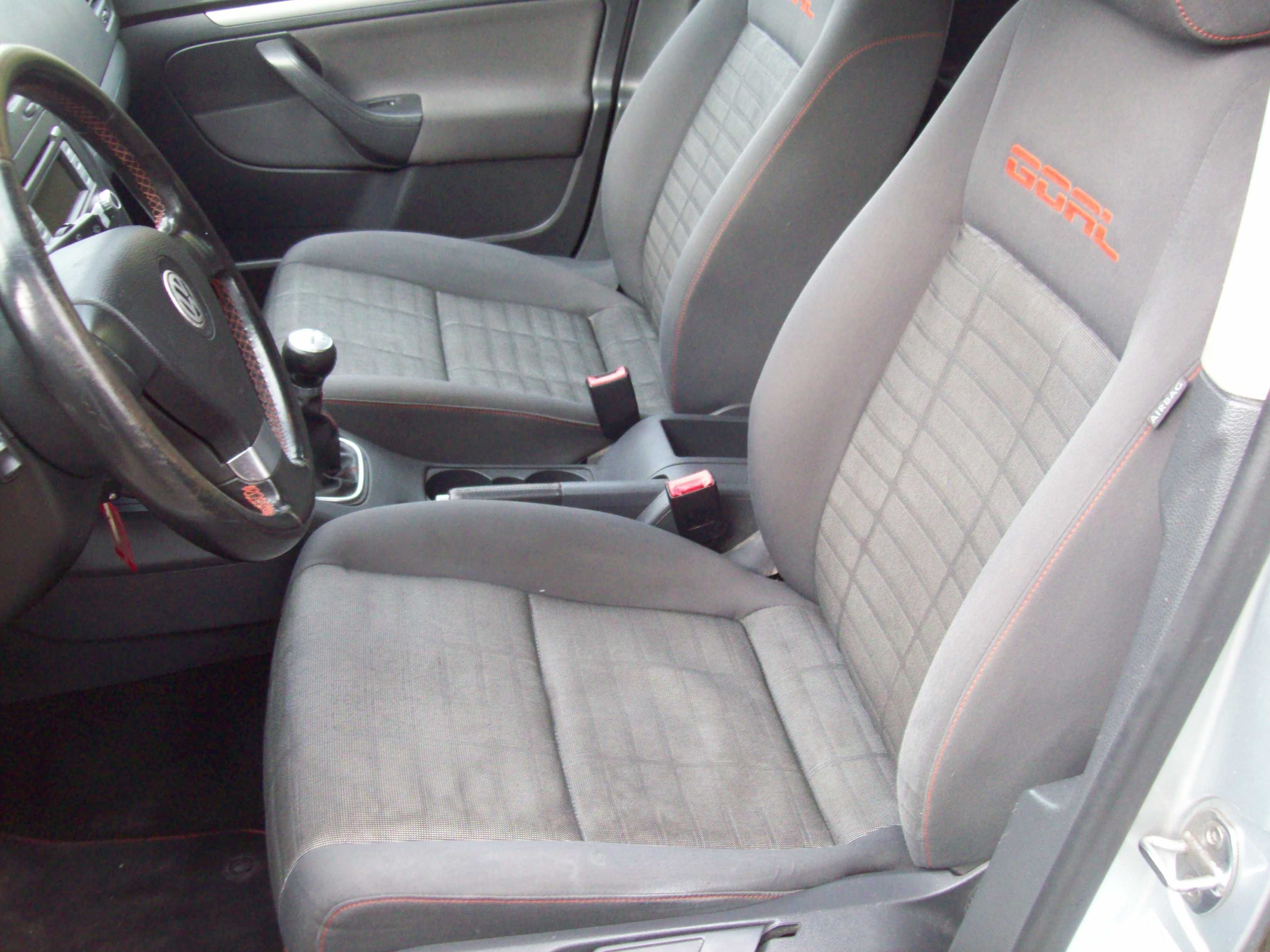 VW GOLF 1,6 MPI/5 drzwi/GOAL/stan b.dobry/
