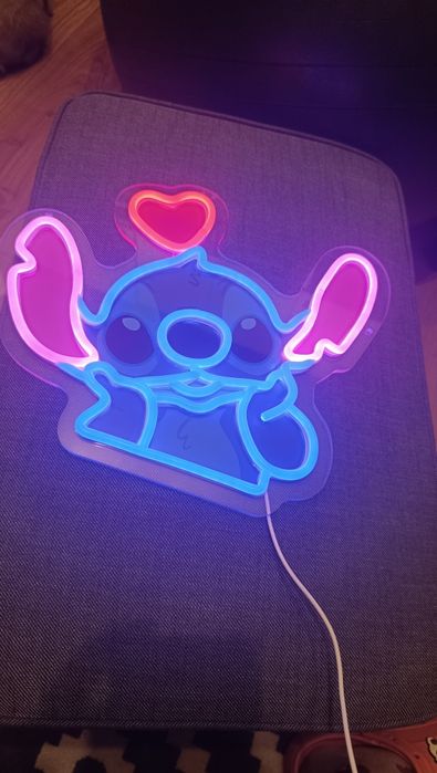 LED Neon Stitch z serduszkiem DISNEY