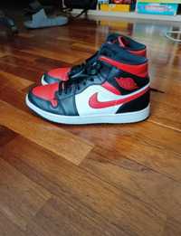 Sapatilhas Nike Air Jordan 1 Mid Tamanho 43