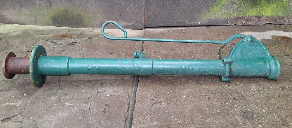 Stara Duża Ręczna /185 cm/ Żeliwna Pompa do Wody