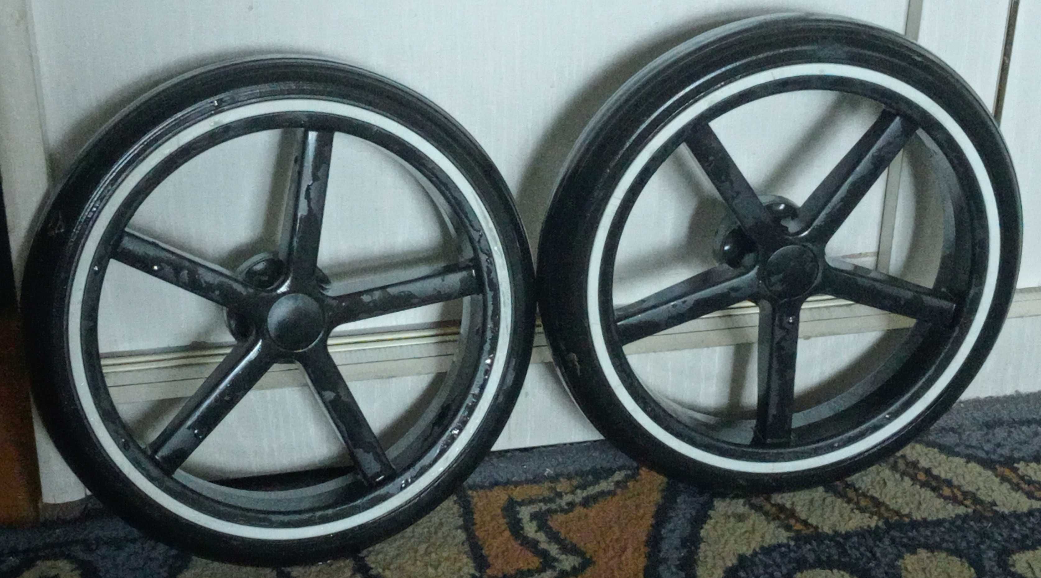 Kółka do wózka dziecięcego komplet śr.30 i 24 cm