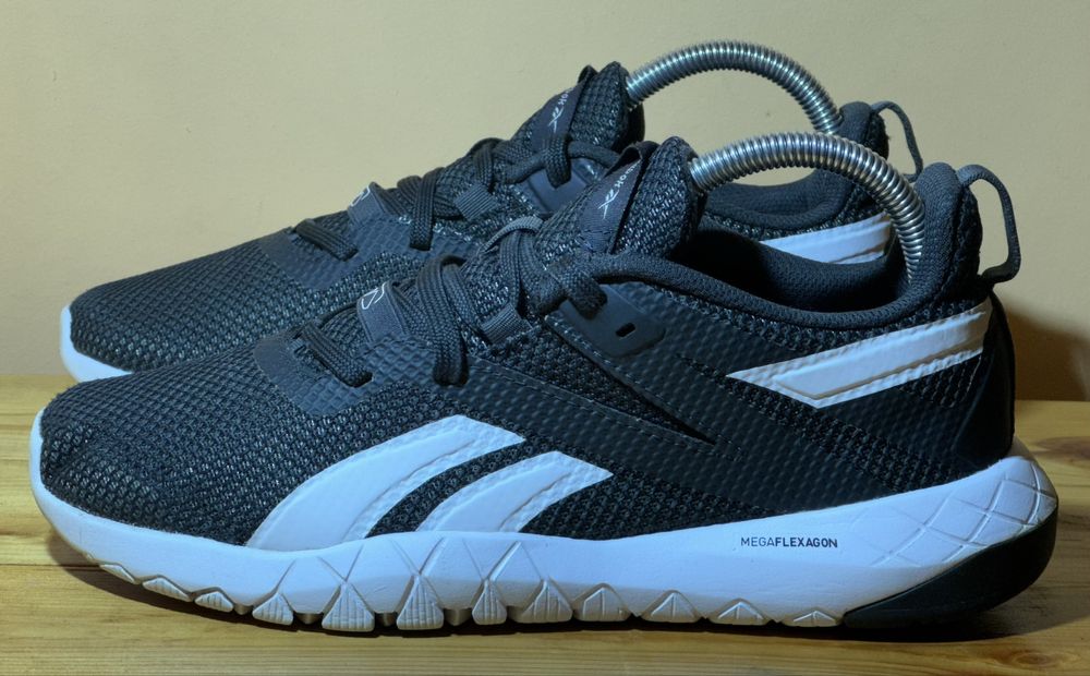 Оригінальні , кросівки ReebokMegaFlexAgon. Розмір 40(26 см)