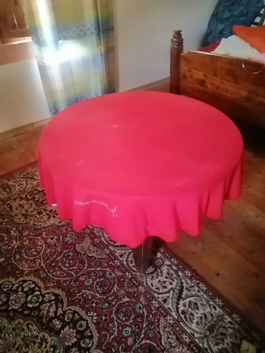 Продам стіл круглий