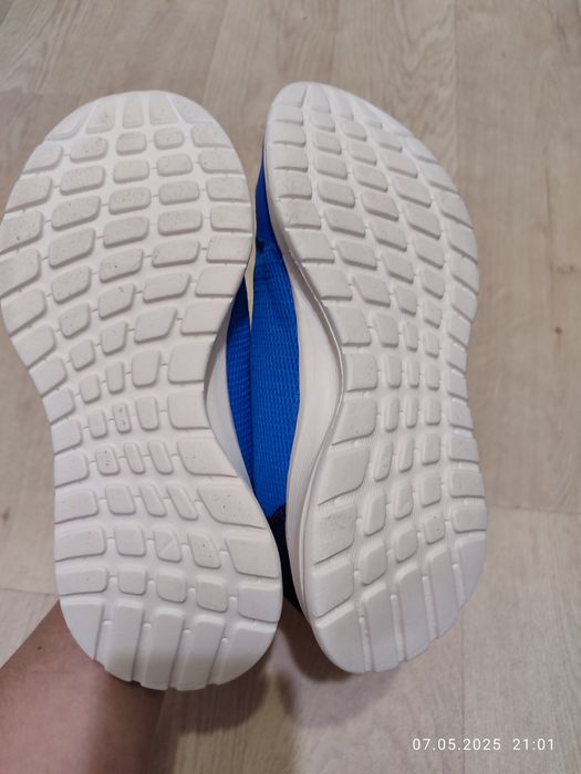 Кросовки Adidas!