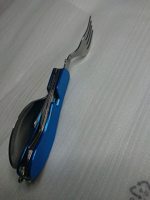 Niezbędnik Turystyczny składany 4w1 Sztućce podróżne Widelec Łyżka Nóż