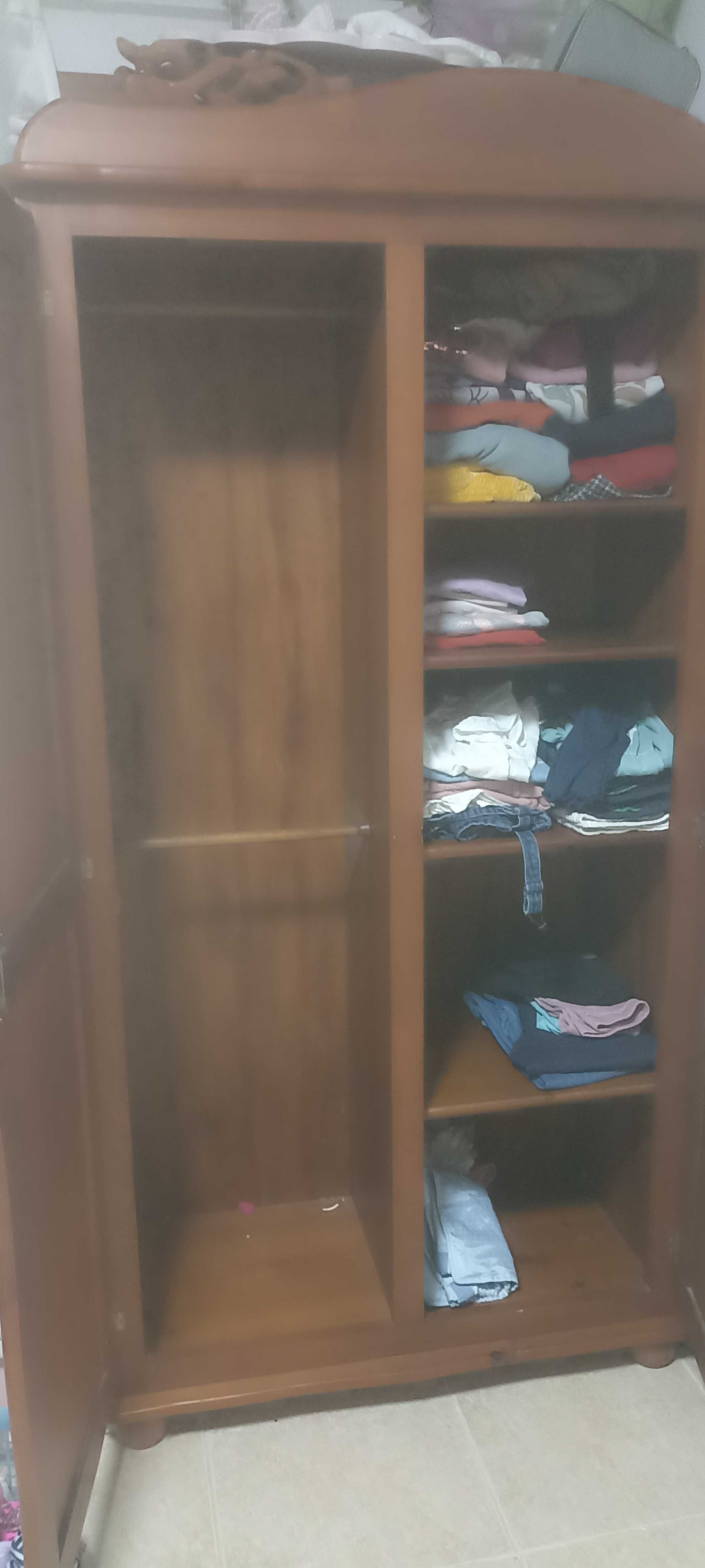 Quarto de criança em pinho