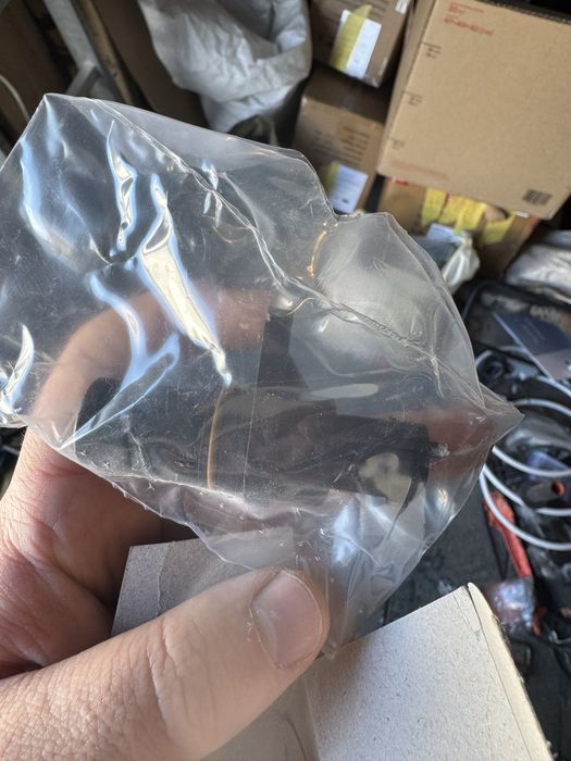 Датчик колінвалу BOSCH 0 261 210 229