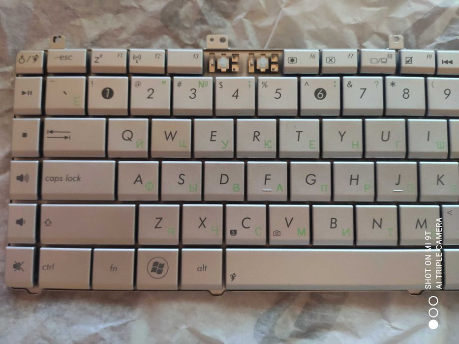 Клавиатура от ноутбука ASUS N55SL (на разбарахол кнопок)