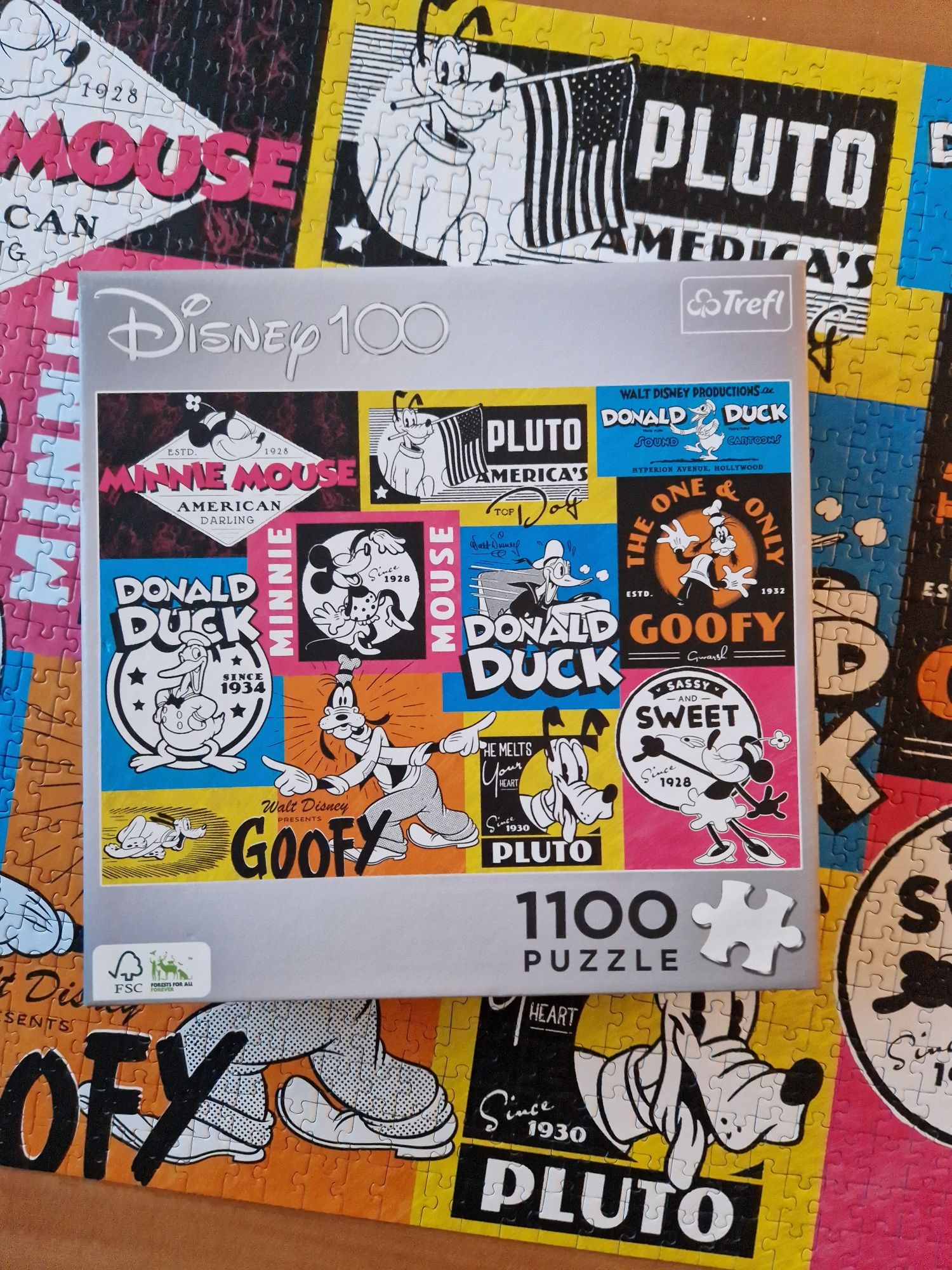Puzzle 1100 elementów Trefl 1000 Disney 100 pocztówki myszka pluto goo