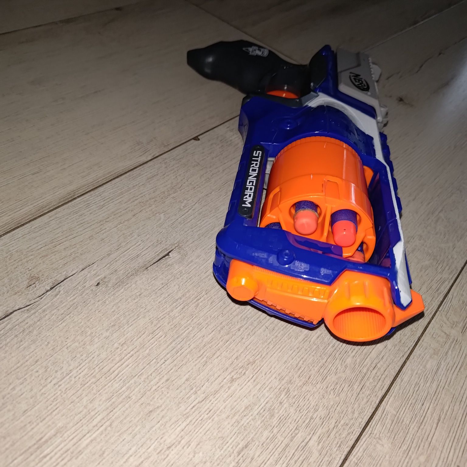 Pistolet pistolety x-shot xshot nerf na strzalki