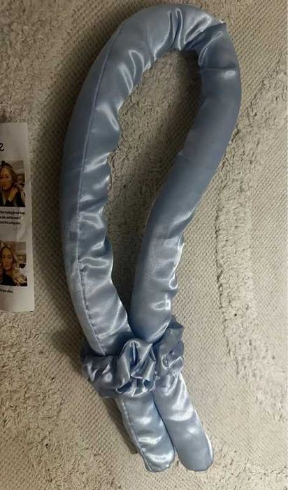 Satynowy wałek do loków