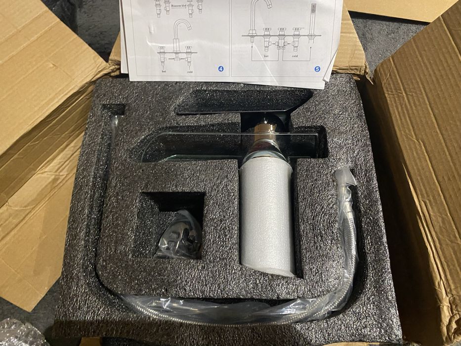 Bateria umywalkowa nowa