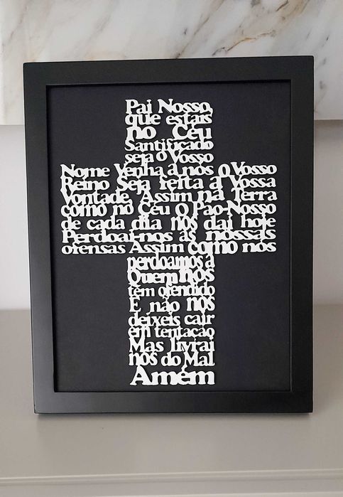 Moldura  cruz em madeira