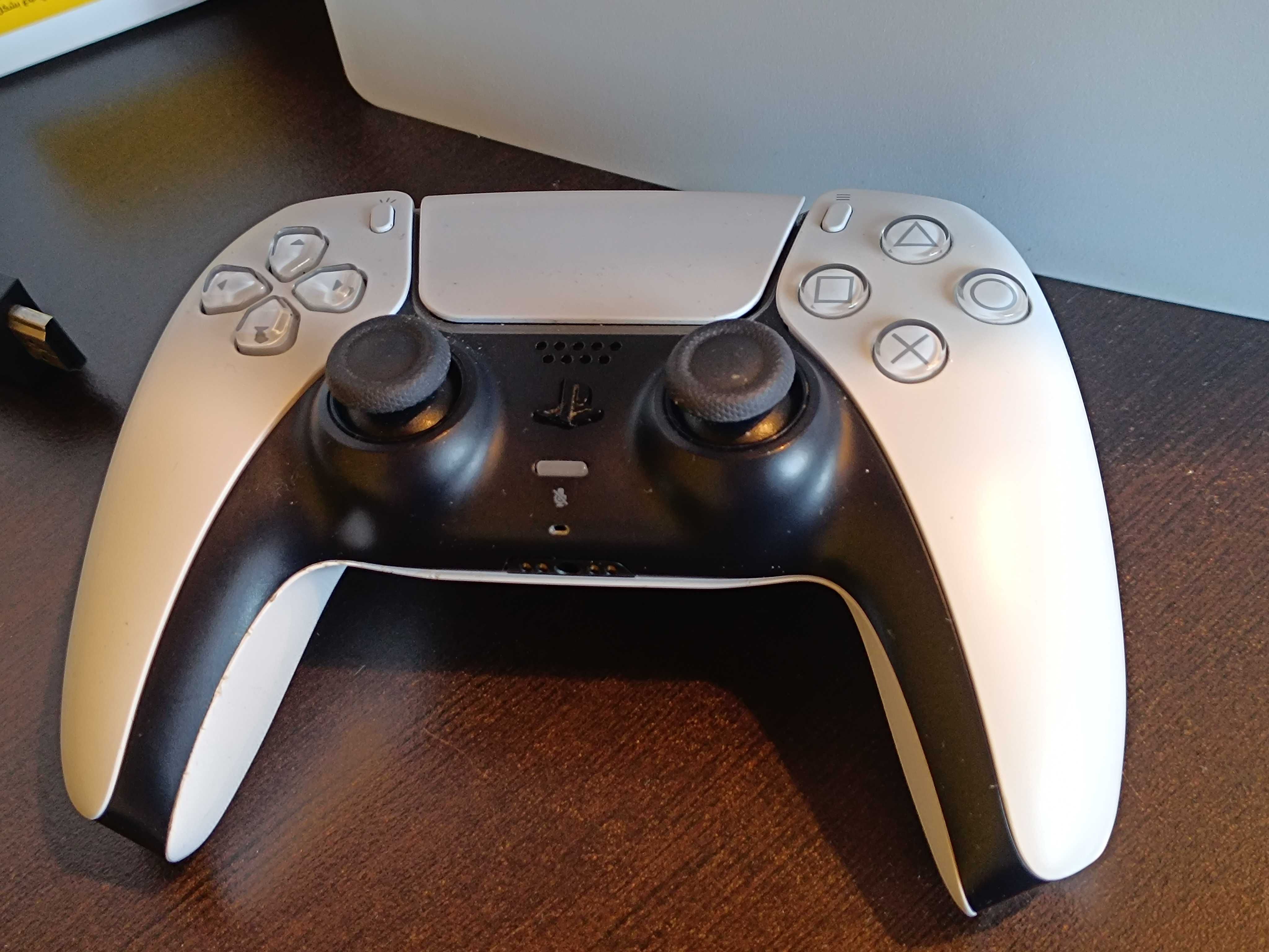 PS5, PlayStation 5 - 1216A Stan dobry