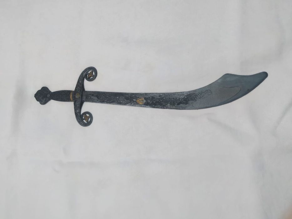 Продам сувенірний кинджал