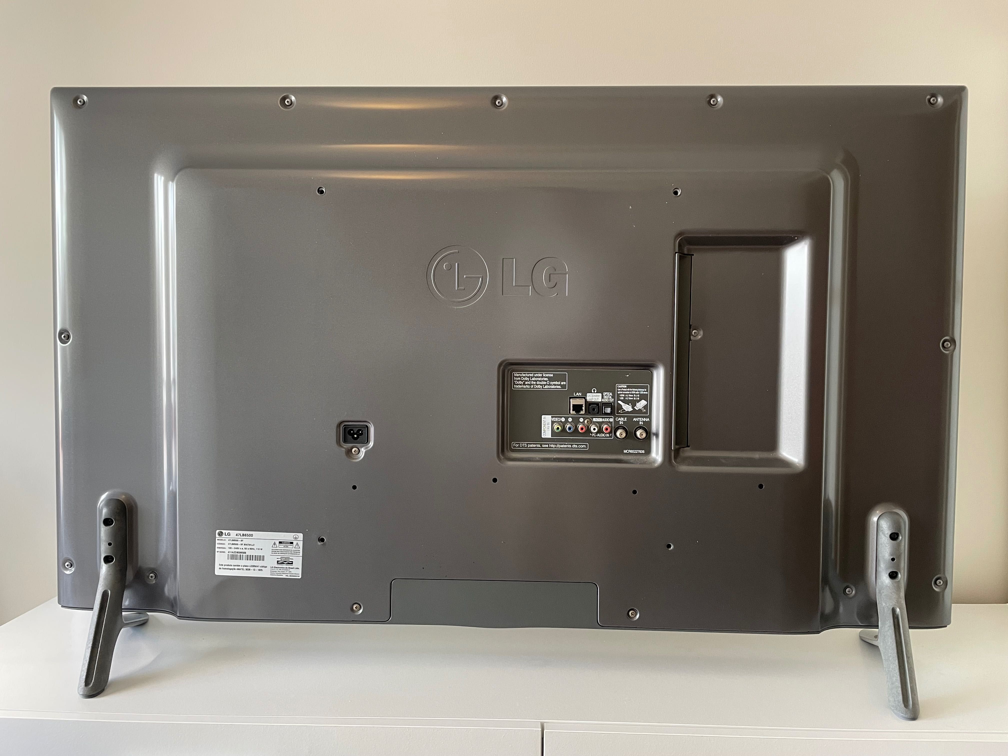 Smart TV LED 47 polegadas -  CINEMA 3D / webOS