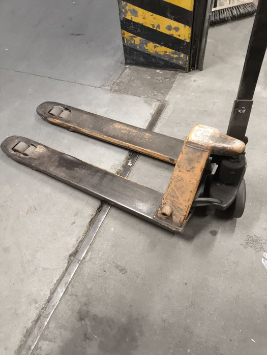 Paleciak ręczny używany