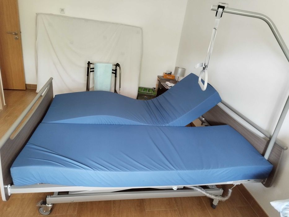 Cama hospitalar de casal elétrica DUO DIVISYS