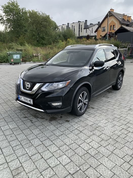 Продам Nissan Rogue