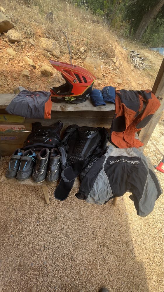Equipamentos BTT Downhill/MTB