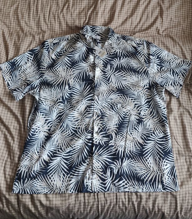 Пляжна сорочка бренда EASY. 3xl.