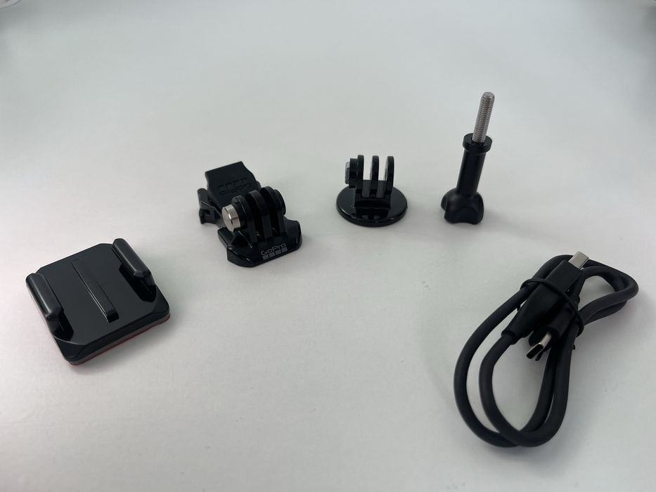 GoPro HERO10 Black jak nowa! Zestaw XL okazja!