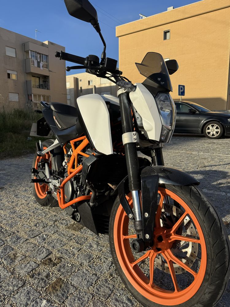 2014 KTM Duke 390
