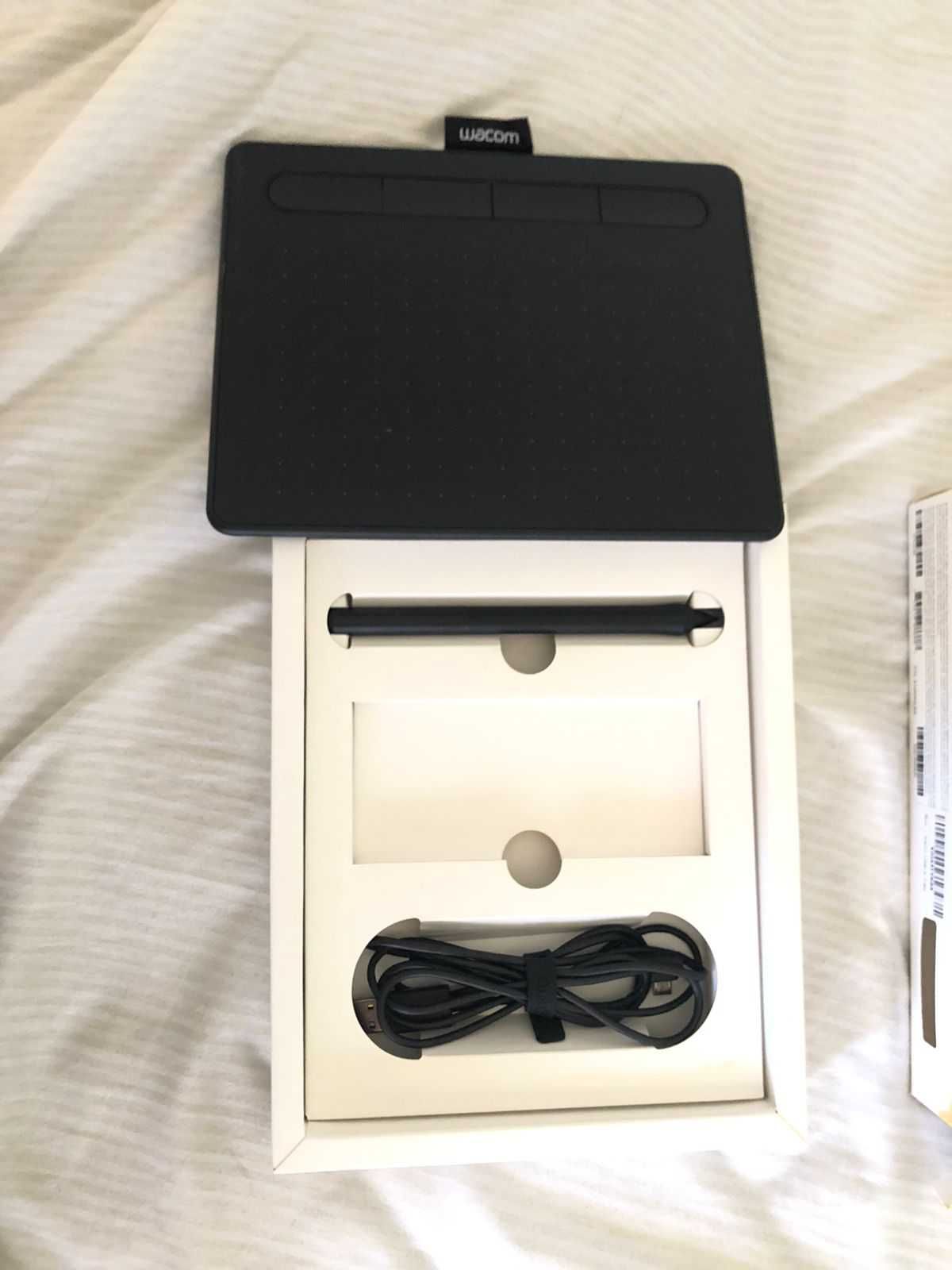 Mesa Digitalizadora WACOM Intuos S Preto 4100K Drawing Tablet