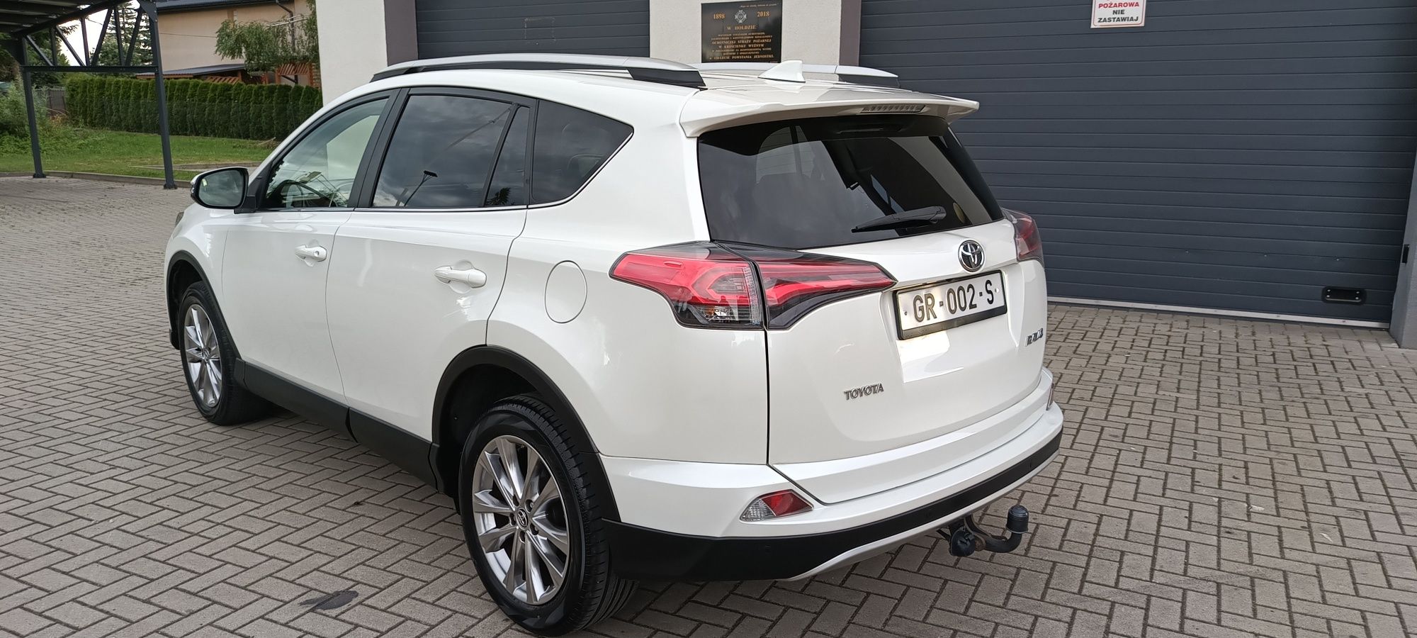 Sprzedam bardzo ładna Toyotę RAV 4 D4D sprowadzoną z Holandii