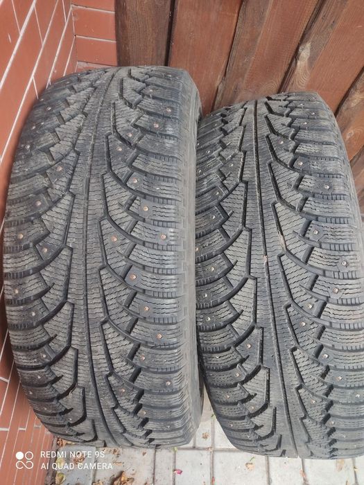 Продам зимову гуму (шиповану) Nokian Hakkapelitta 5 275/55/20