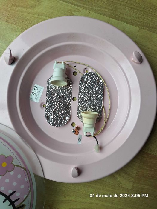 Aplique de parede da Hello Kitty.