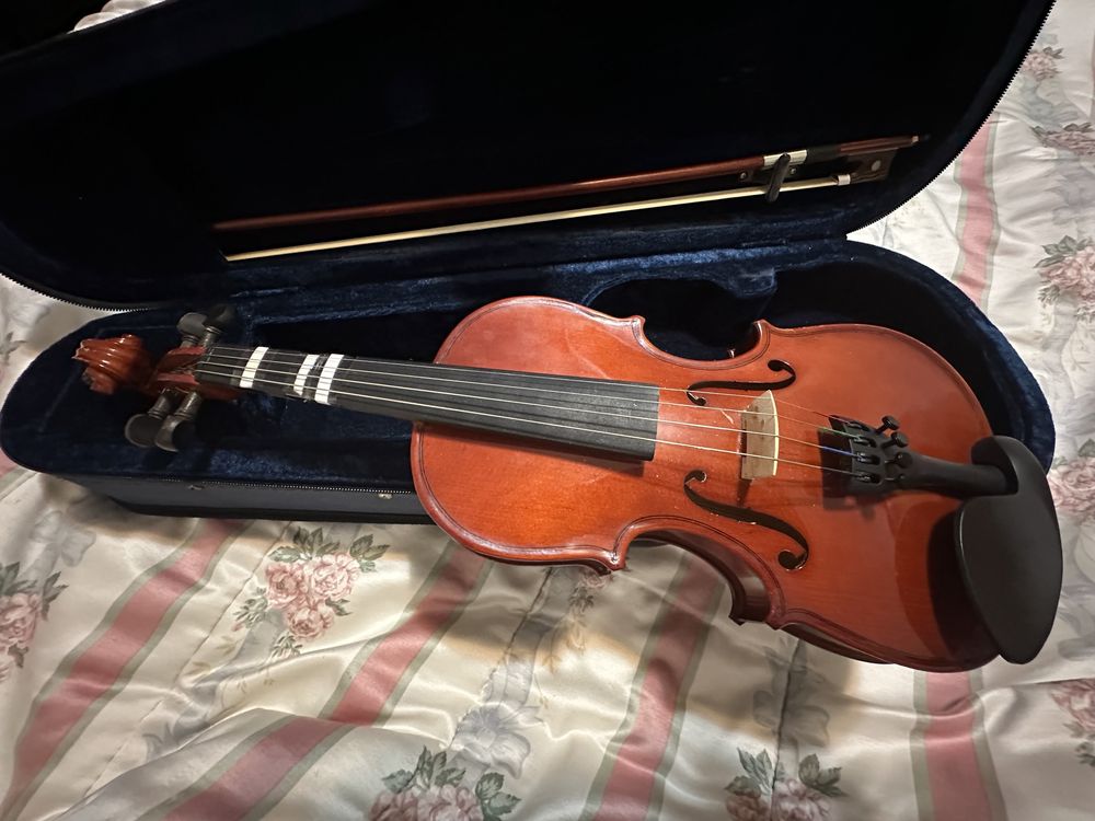 Violino 1/4 - de criança - usado