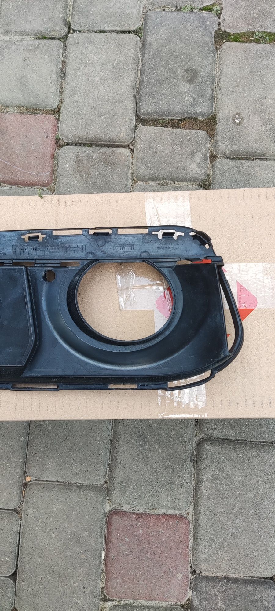 Накладка на туманку BMW F30/F31 R