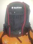 Mochila SUZUKY semi-nova