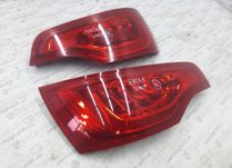 Стоп Фонарь крышки багажника АМЕРИКА Audi Q7 / Ауди Ку7  2010 - 2015