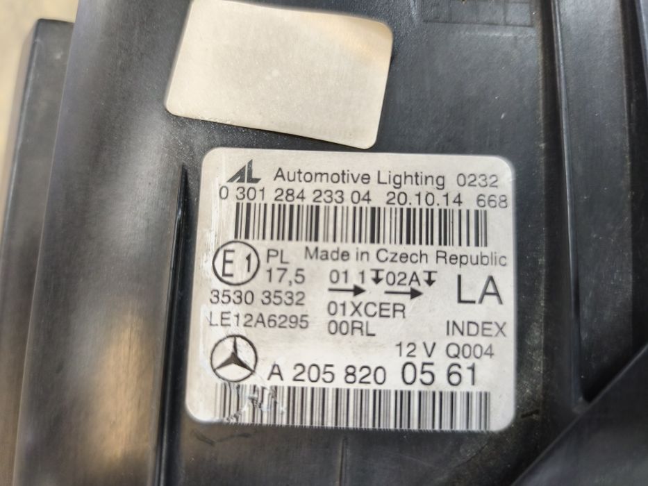 Farol Esquerdo LED's Mercedes w205