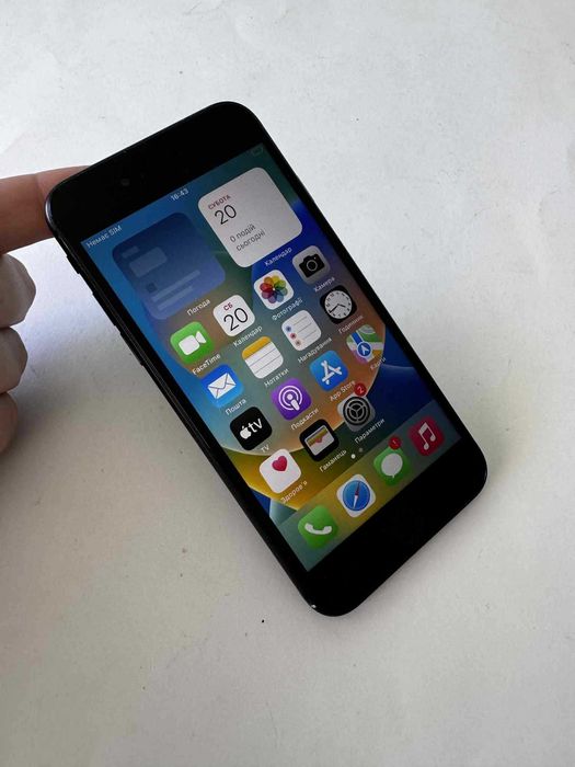 79$ Apple iPhone SE 2020 64gb Neverlock