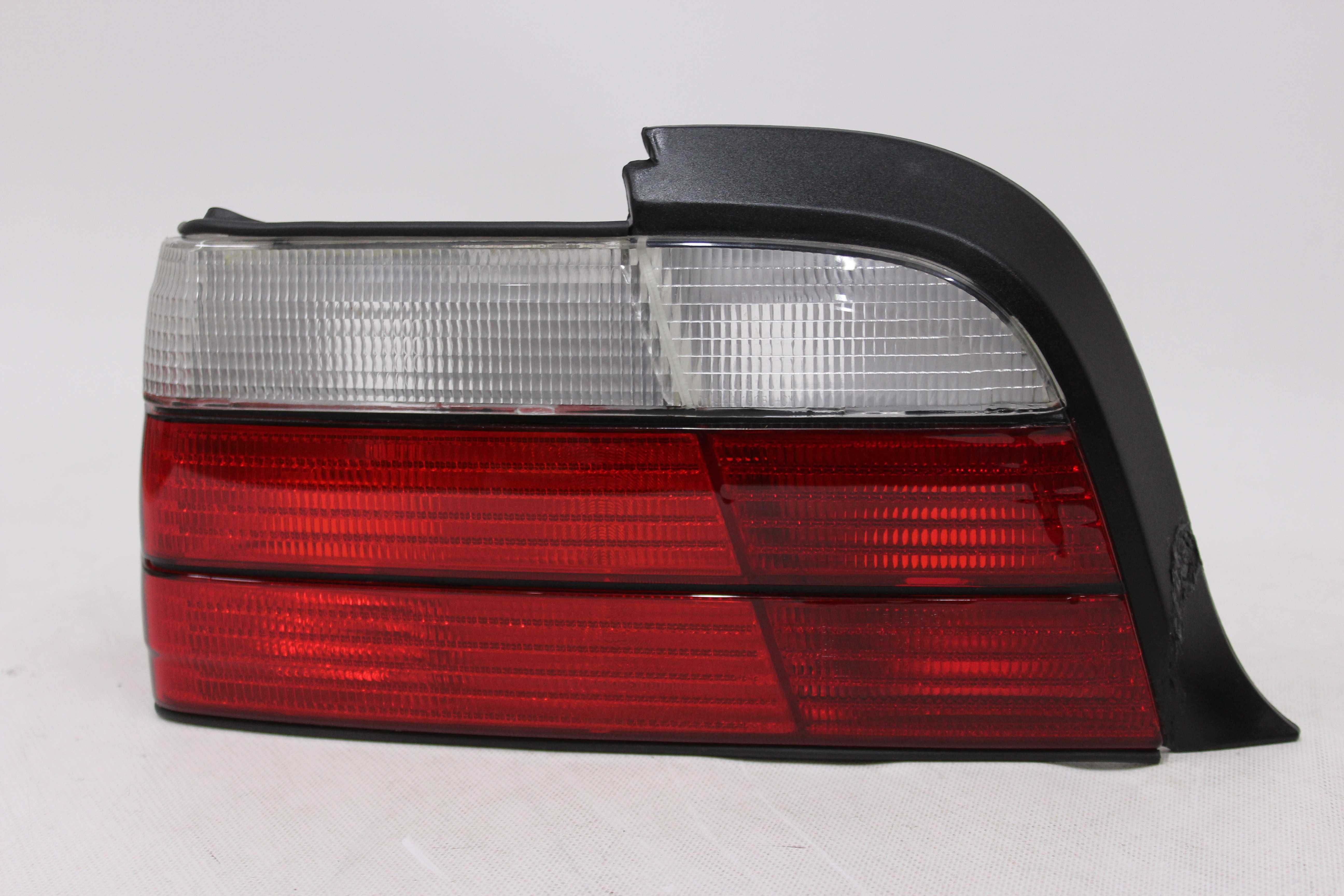 Lampy światła tył tylne BMW E36 90-99 COUPE RED WHITE M PAKIET NOWE!