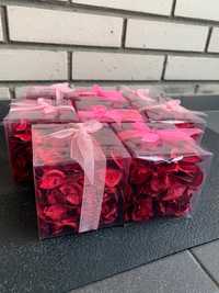 8 sztuk pudełko róże suszone , płatki