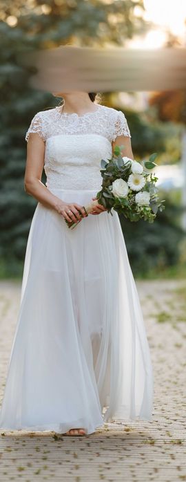 Suknia ślubna trapezowa, z wbudowanym biustonoszem + pokrowiec