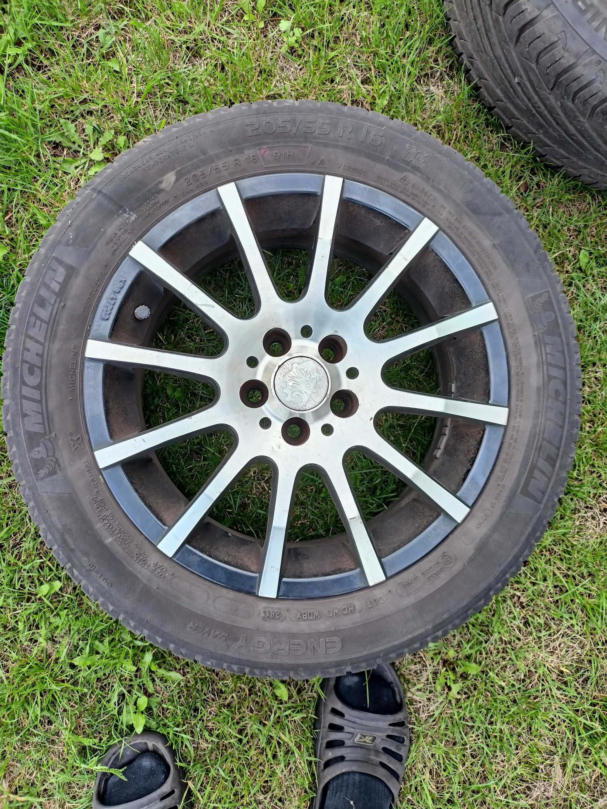 Felgi z oponami R16