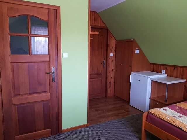 Noclegi nad jeziorem Serwy, wolne wybrane pokoje i apartament w lipcu!